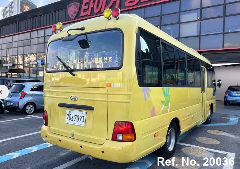  Hyundai / New County Stock No. 20036